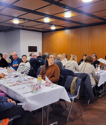 Erster Bürgermeister Michael Müller spricht im Saal der Ratsstuben | © Stadt Geretsried