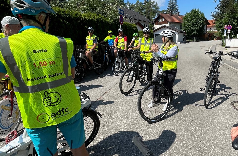 Die Bewertungskommission erläutert die Empfehlungen | © Stadt Geretsried